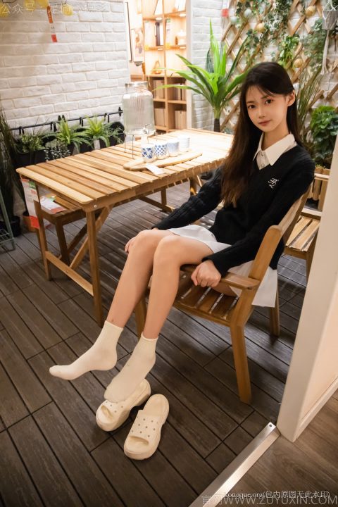足愉心 - 少女美足美图视频27期[357G-2025.11]-孔雀海|珍藏合集